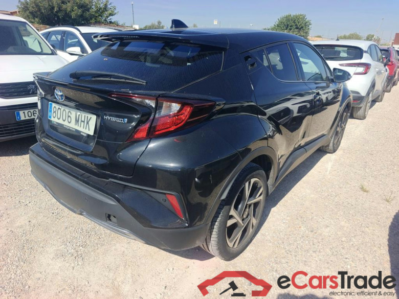TOYOTA C-HR / 2019 / 5P / todoterreno 2.0 180H Advance #2