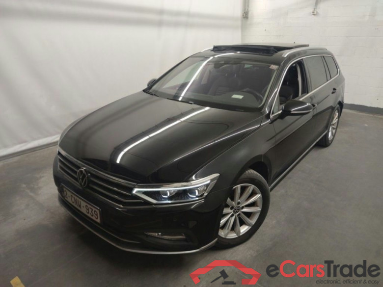 Volkswagen Passat Variant 2.0 TDI 90kW DSG Elegance Business 5d