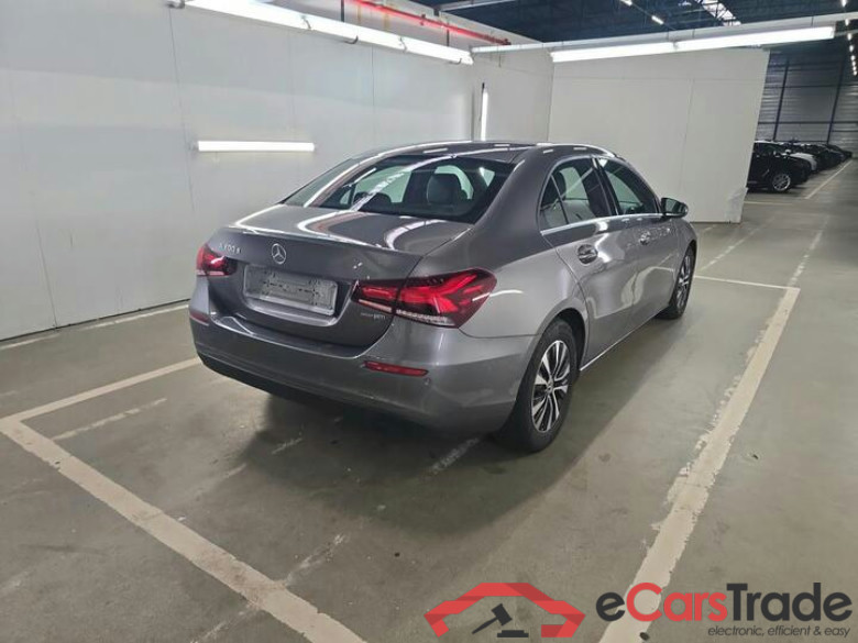 Mercedes A-Klasse Limousine A-Klasse Limousine A 200d Business Solution 110kW/150pk  4D/P Auto-8 #4