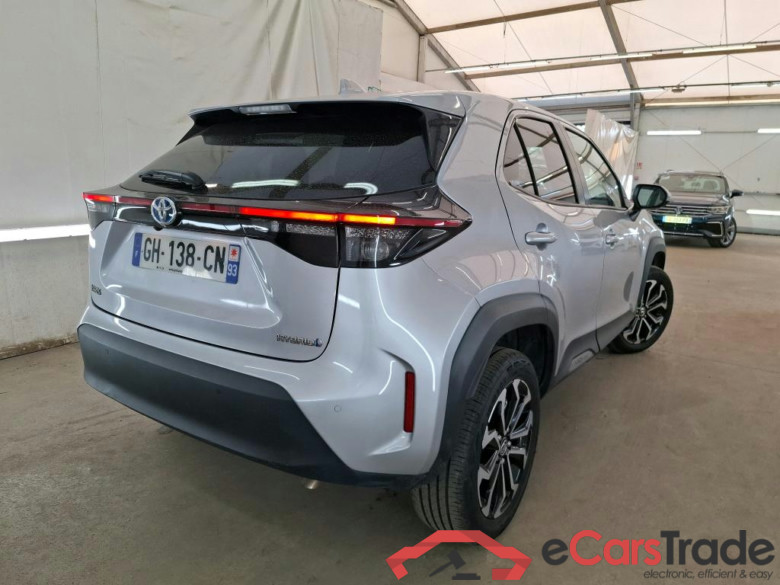 TOYOTA Yaris Cross Hybride / 2021 / 5P / SUV 1.5 HYBRID 116H DESIGN AUTO #3