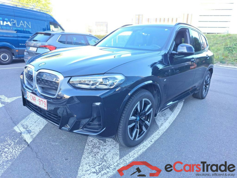 BMW IX3 80KWH AUTO