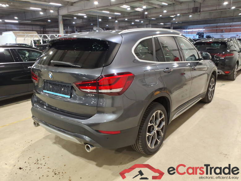 BMW X1 2.0 SDRIVE18DA (100KW) #4