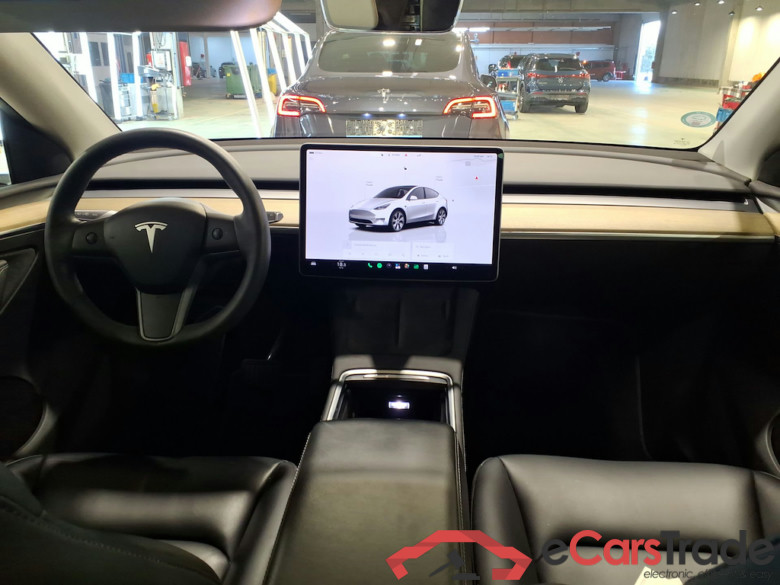 TESLA MODEL Y BEV AUTO RWD #6