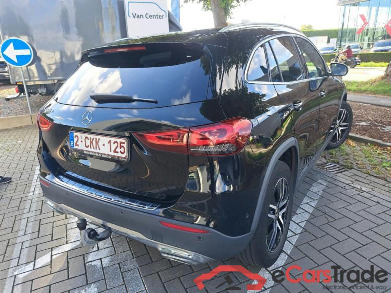 MERCEDES - MER GLA 250e 218PK DCT Business Solution Luxury & Smartphone Integration & Towing Hook With ESP   * HYBRID * #2