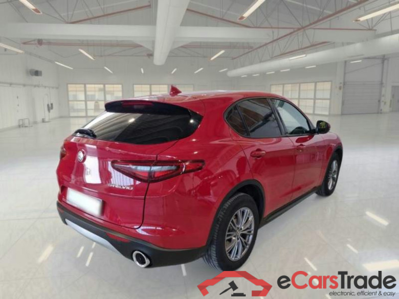 ALFA ROMEO STELVIO / 2017 / 5P / SUV 2.2 TURBO DIESEL 160CV BUSINESS AT8 RWD #2