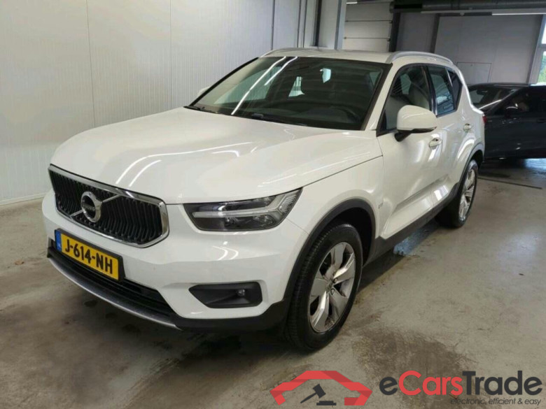 VOLVO XC40 1.5 T2 Business Pro #1