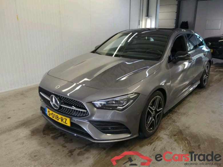 MERCEDES-BENZ CLA-klasse Shooting Brake 200 AMG Line #1