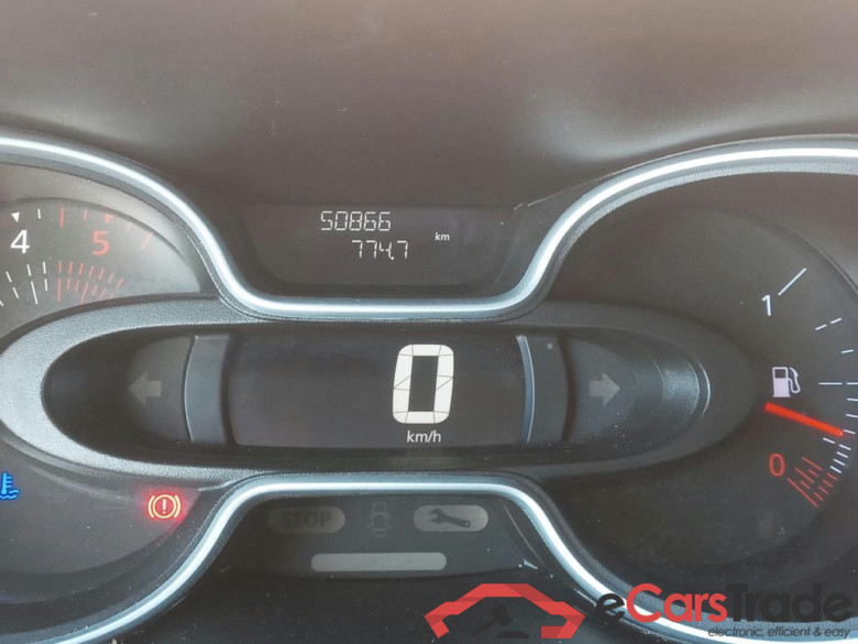 RENAULT Trafic / 2019 / 4P / furgón Doble Cabina 27 L1 Energy BluedCi 88 kW #5