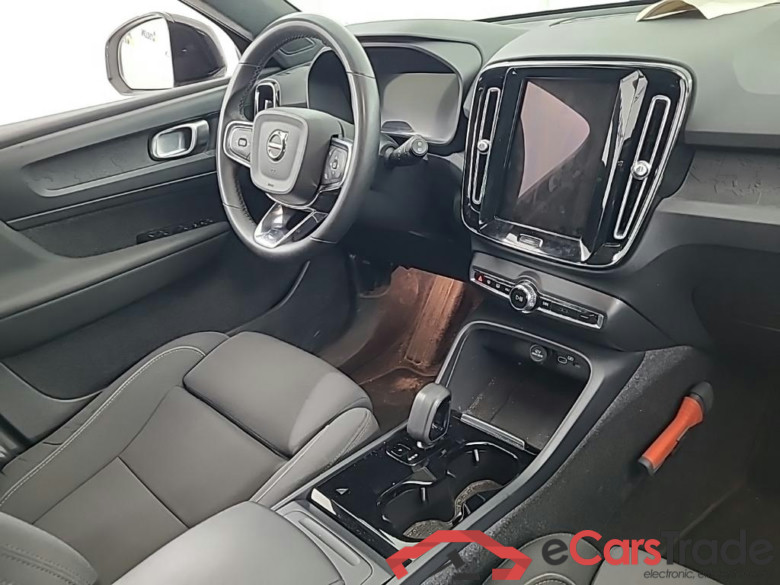 VOLVO XC40 Recharge 175kW Single Motor Essential 5D 175kW #6