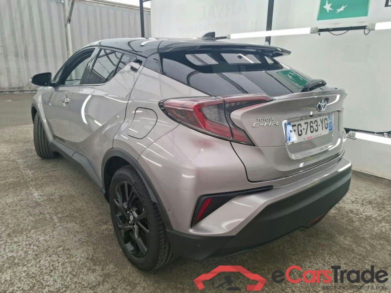 TOYOTA C-HR 5p SUV 1.8 HYBRIDE 122 GRAPHIC #2