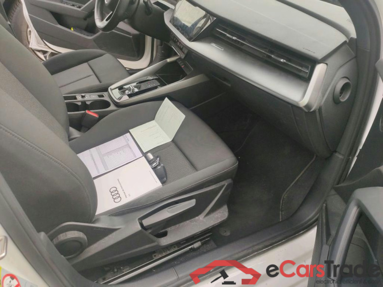 AUDI A3 / 2020 / 5P / berlina con portón Sportback 30 TFSI 81kW (110CV) S tronic #6