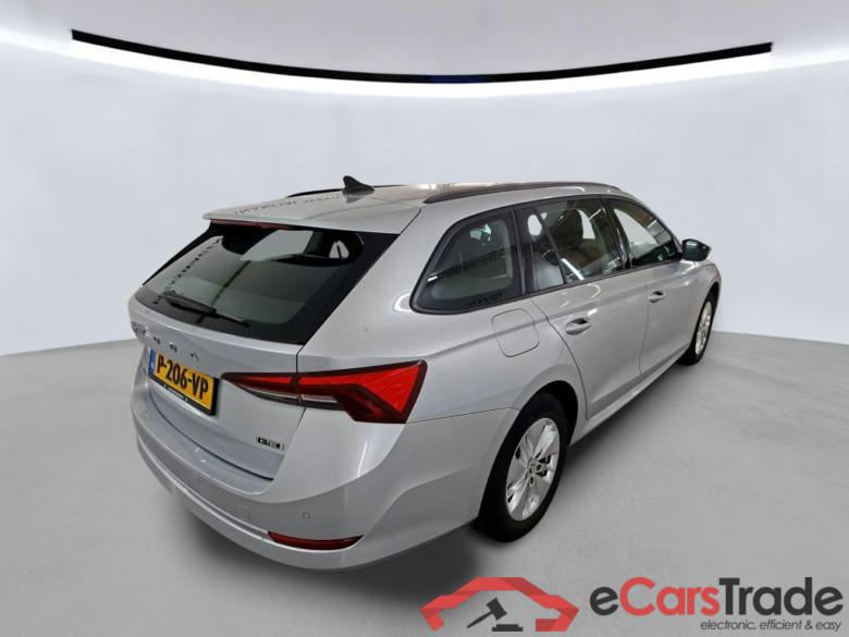 SKODA Octavia Combi 81 kW #6