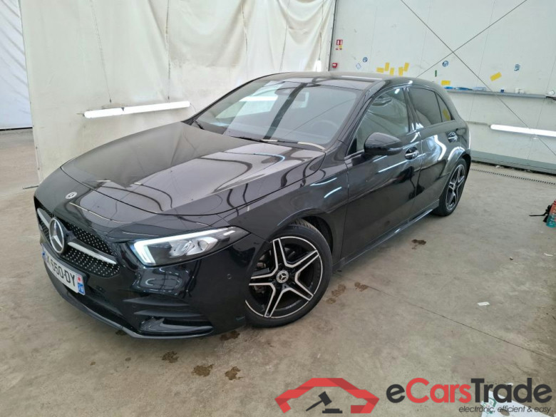 MERCEDES BENZ Classe A Compact  2018  5P  Berline A 200 AMG Line 7GDCT #1