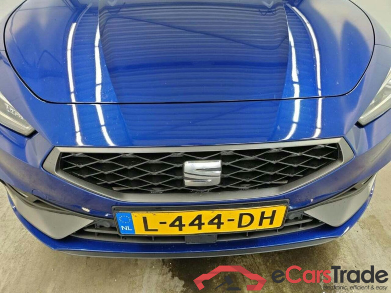 SEAT Leon Sportstourer 1.5 TSI FR Bns Int #4