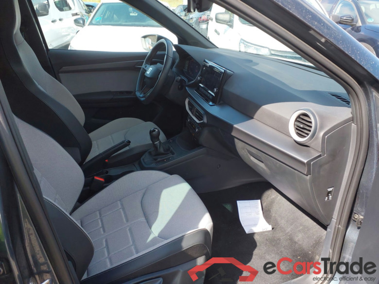 SEAT Arona 1.0 TSI 115cv Manual FR #3