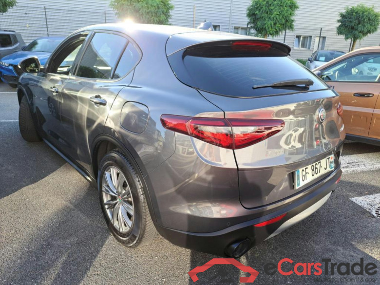 Alfa Romeo Stelvio 2.2d Aut. Xenon ACC Navi KeylessGo Camera Klima PDC ... #4