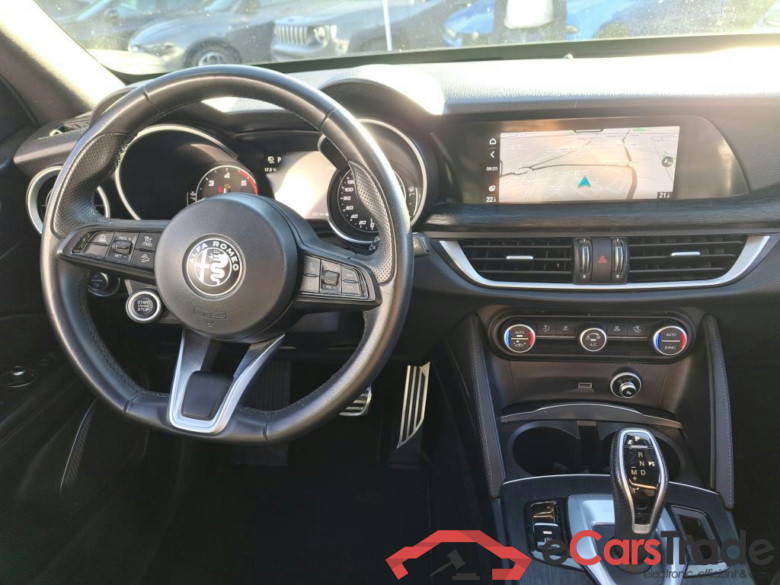 Alfa Romeo Stelvio 2.2d Aut. Xenon ACC Navi KeylessGo Camera Klima PDC ... #5
