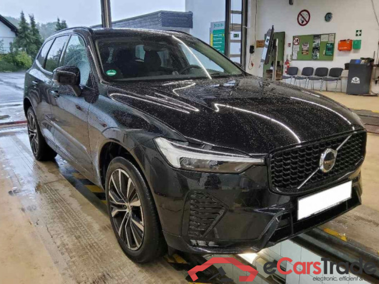 Volvo XC60 (03.2017->) DE - SUV5 B5 (Benzin) AWD EU6d, Ultimate Dark Mild-Hybrid, (Facelift) 2022 - 202 #2