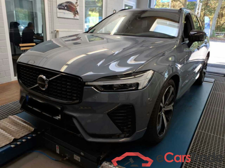 Volvo XC60 (03.2017->) DE - SUV5 B5 (Benzin) AWD EU6d, Ultimate Dark Mild-Hybrid, (Facelift) 2022 - 202