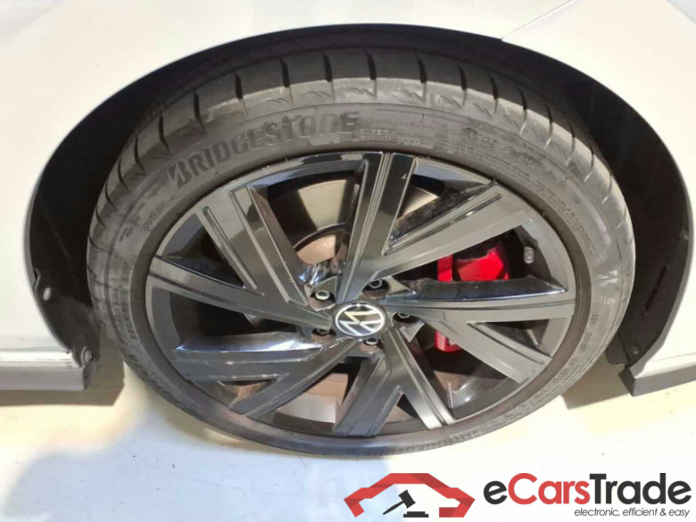Volkswagen Golf VIII Lim. (CD1)(12.2019->2024) DE - LimS5 2.0 TSI EU6d, GTI OPF, 2020 - 2024 #5