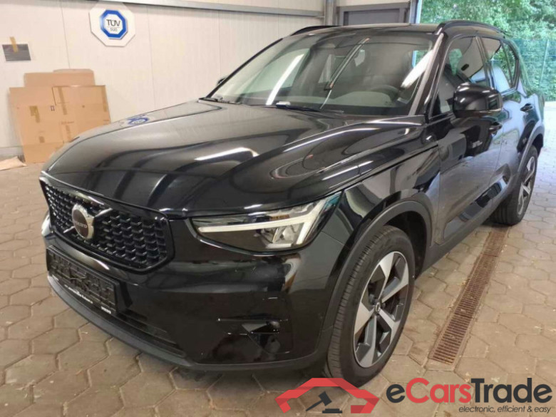 Volvo XC40 (2017->) DE - SUV5 B4 2WD EU6d, Plus Dark, (Facelift) 2022 - 2024 #1