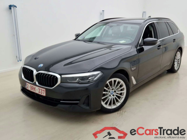 BMW 5-SERIE TOURING 520E AUT #1