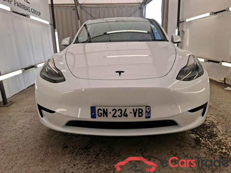 TESLA Model Y / 2021 / 5P / SUV RWD #1