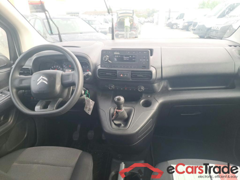 CITROEN Berlingo / 2018 / 4P / combi Talla M BlueHDi 100 S&S LIVE (AC) #3
