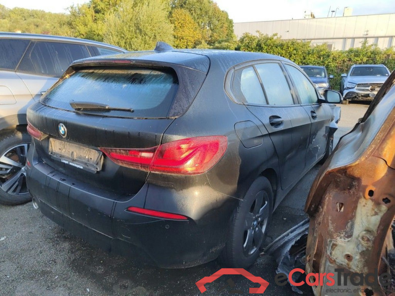 BMW 1 Reeks Hatch 118iA (100 kW) 5d !! damaged car !! #4