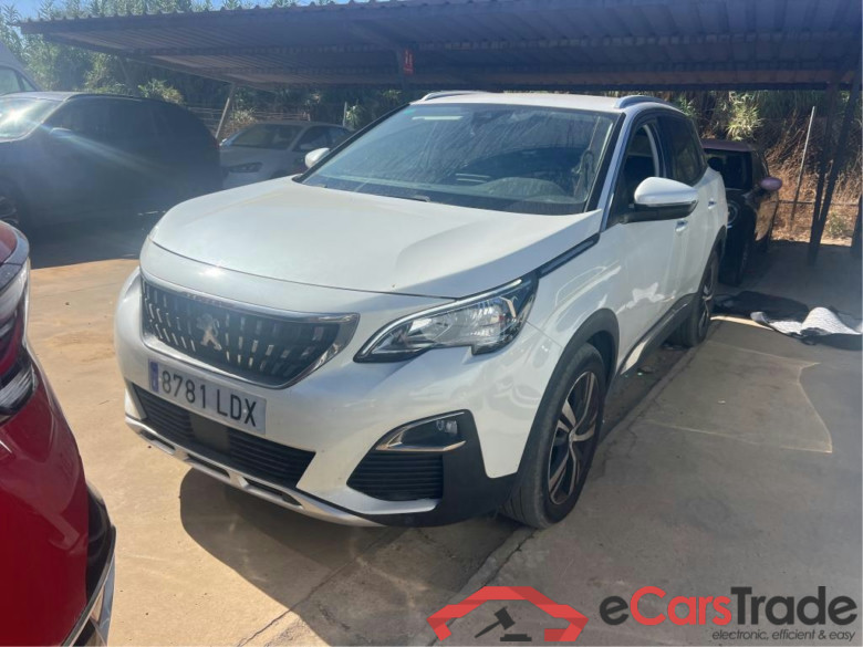 PEUGEOT 3008 / 2016 / 5P / todoterreno 1.2 PURETECH 96KW (130CV) ALLURE S&S (CX)