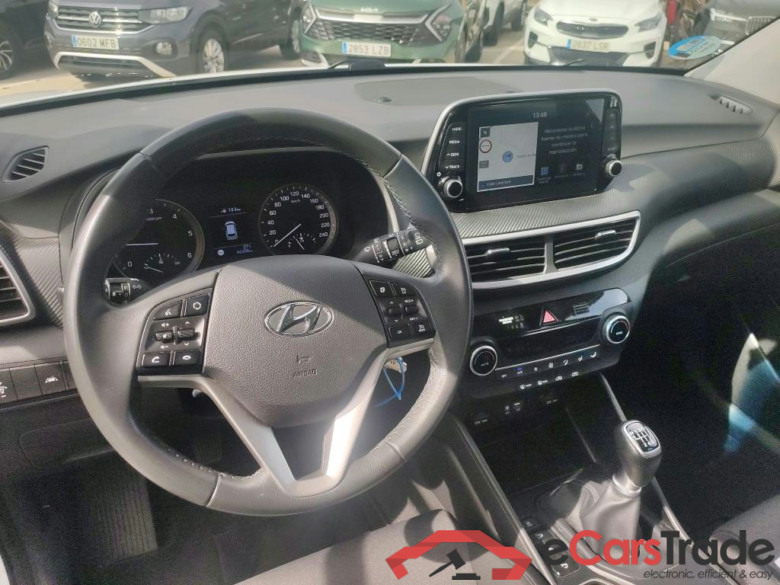 HYUNDAI Tucson / 2018 / 5P / todoterreno 1.6 CRDI 85kW (116CV) 48V SLE 4X2(SP)(SL) #3