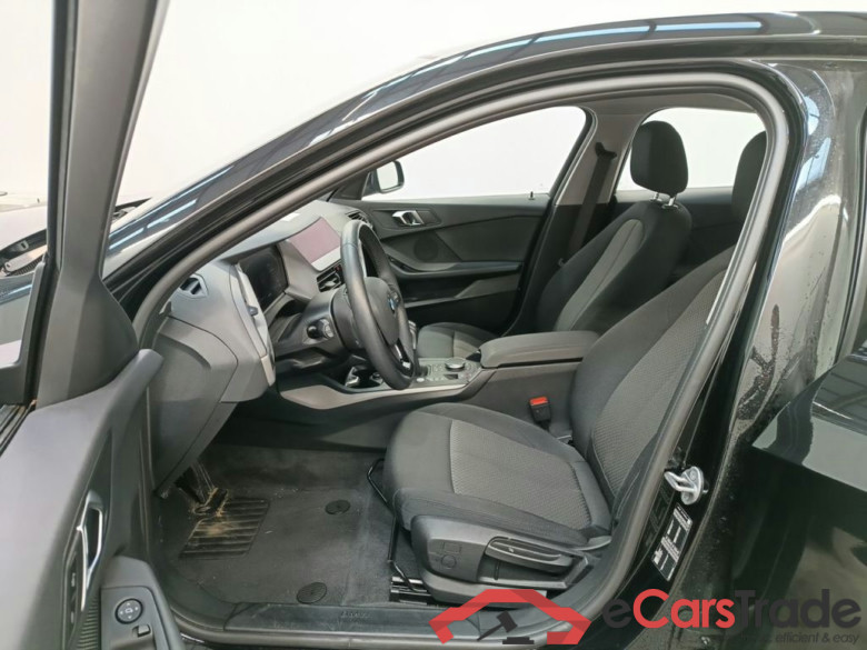 BMW 1 HATCH - 2019 116i 109hp OPF 5d #3