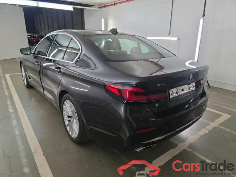 BMW 5 Reeks Berline 5 Reeks Berline 530e xDrive (PHEV) 215kW/292pk  4D/P Auto-8 - CO2 indicatief #3