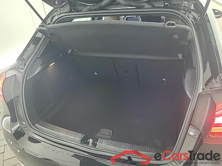 MERCEDES-BENZ A-klasse A 180 DCT Luxury Line 5D 100kW #5