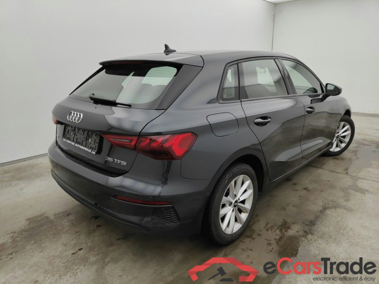 Audi A3 Sportback 1.5 35 TFSi 110kW S tronic 5d #2