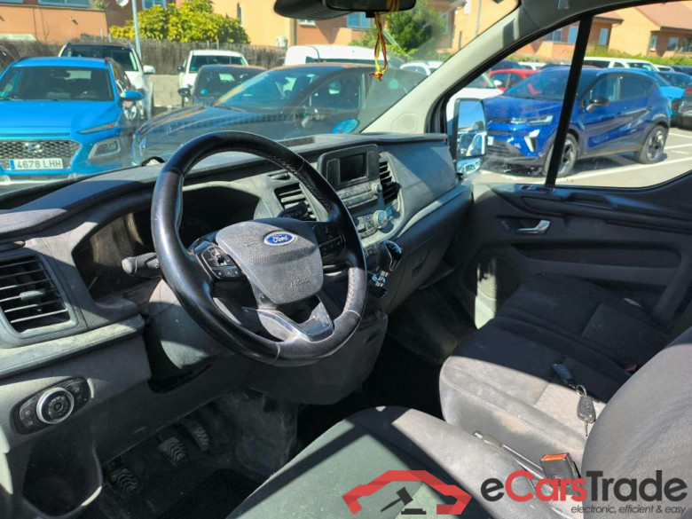 FORD Transit Custom / 2012 / 4P / combi Mixto 2.0 TDCI 96kW 320 L1 Trend MHEV #3
