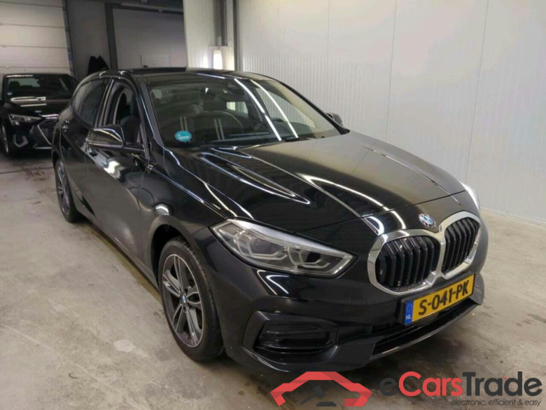 BMW 1-serie 118i Intro Ed. #5