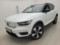preview Volvo XC40 #0