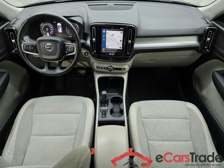 VOLVO XC40 1.5 T3 Momentum Pro #6