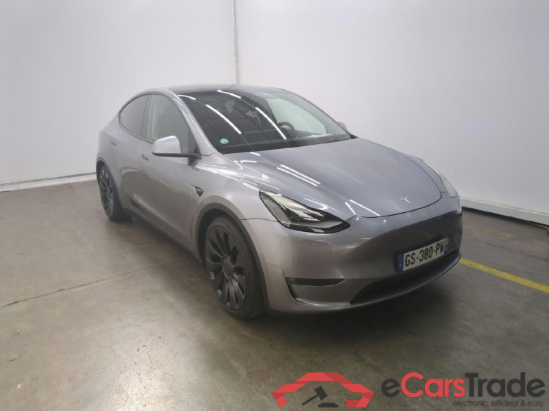 TESLA Model Y / 2020 / 5P / SUV Performance Dual-Motor AWD #6