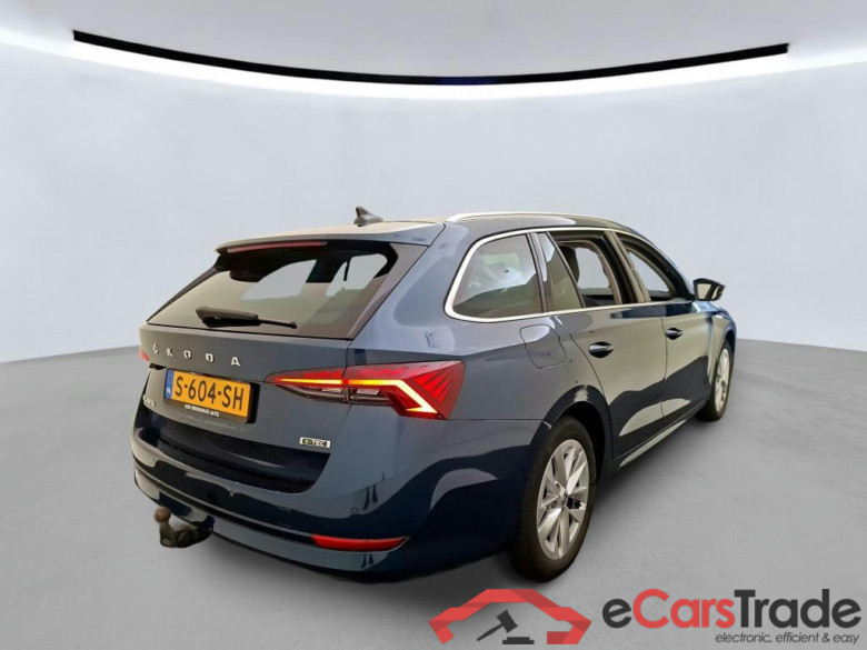 SKODA Octavia Combi 110 kW #5