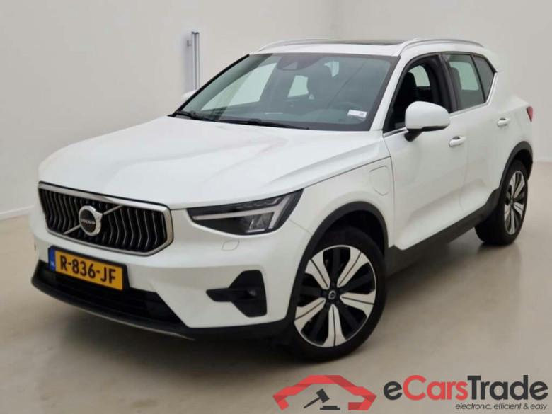 VOLVO XC40 1.5 T4 Ult. Bright #1