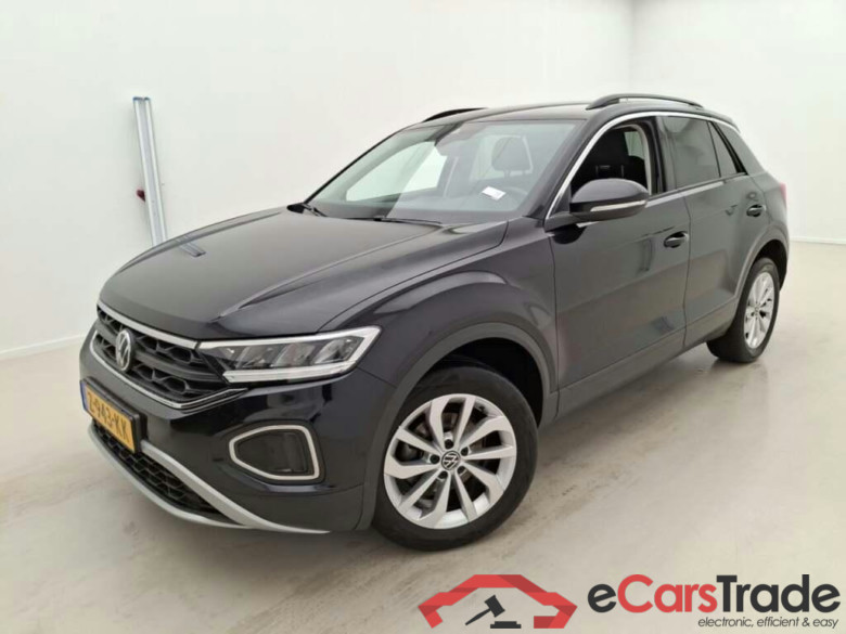 VOLKSWAGEN T-Roc 1.5 TSI Life Edition #1
