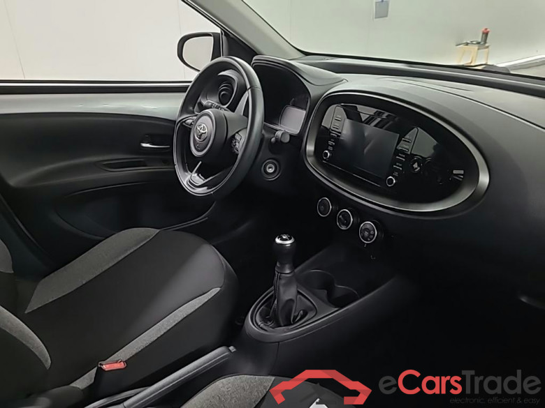 TOYOTA Aygo X 1.0 VVT-I MT play 5D 53kW #6