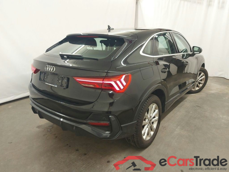Audi Q3 Sportback 45 TFSI e S tronic 5d #2