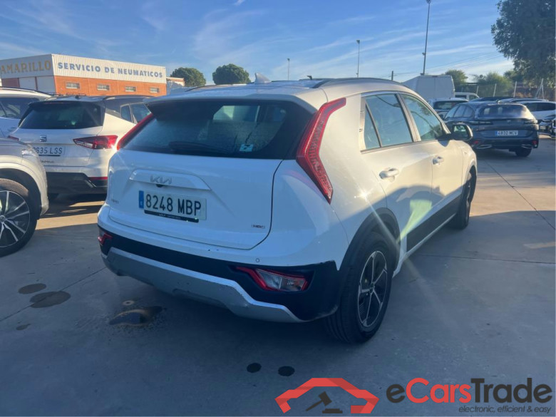 KIA Niro / 2022 / 5P / crossover 1.6 GDi HEV 104kW (141CV) Concept #2
