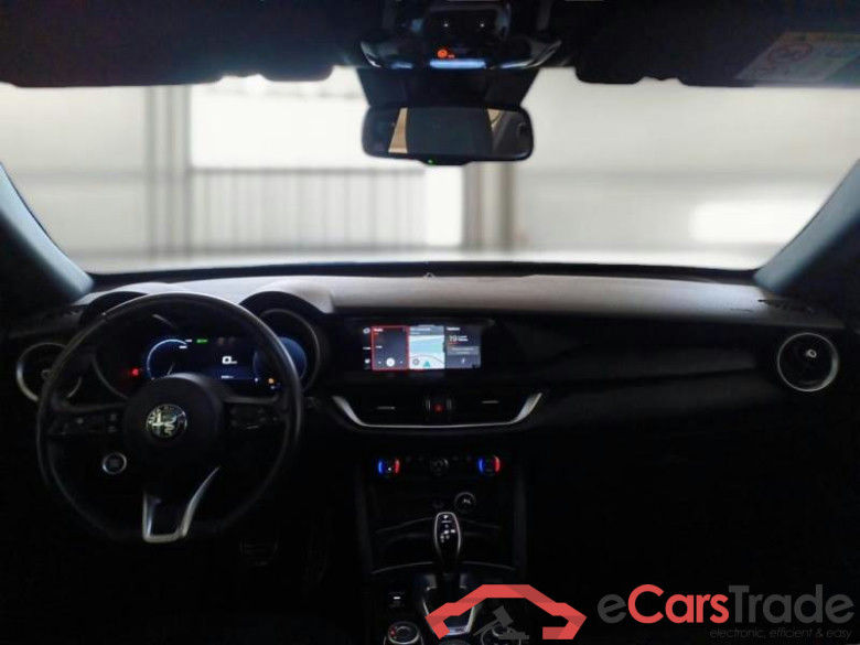ALFA ROMEO STELVIO / 2017 / 5P / SUV 2.2 TD 160 CV SUPER AT8 RWD #3