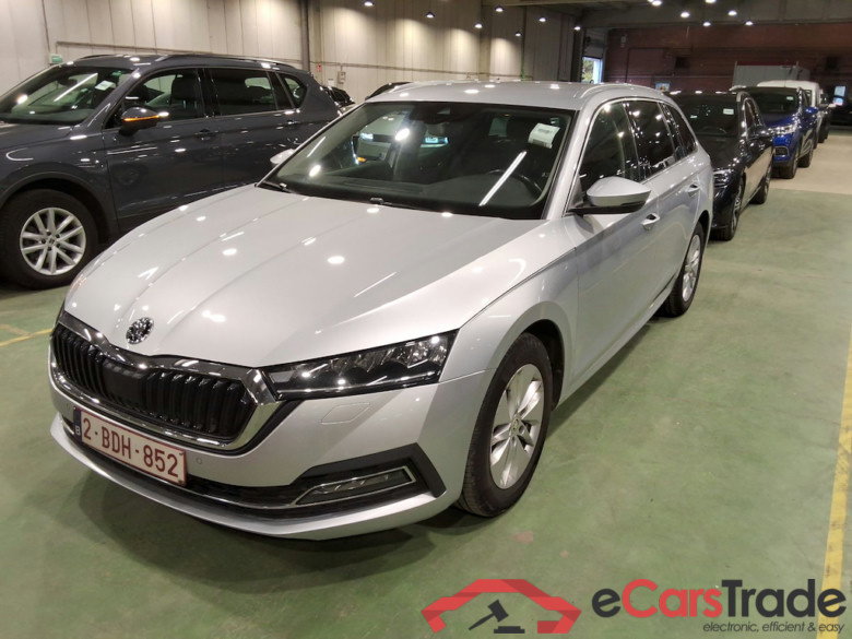 SKODA OCTAVIA COMBI 2.0 CRTDI 110KW DSG7 CLEVER