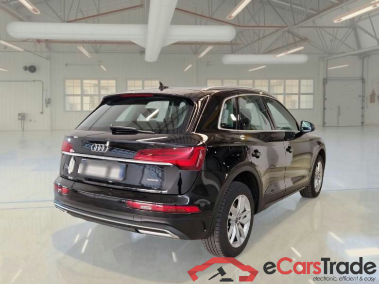 AUDI Q5 / 2020 / 5P / SUV 40 TDI BUSINESS QUATTRO S TRONIC #2