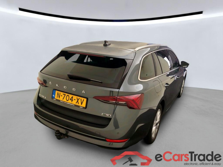 SKODA Octavia Combi 81 kW #6